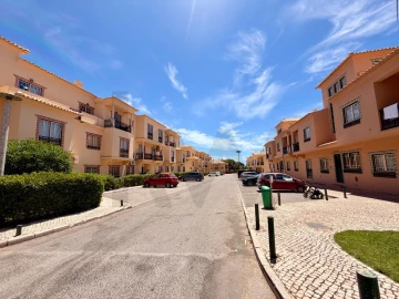 Apartamento T1 para Venda em Albufeira e Olhos de Água