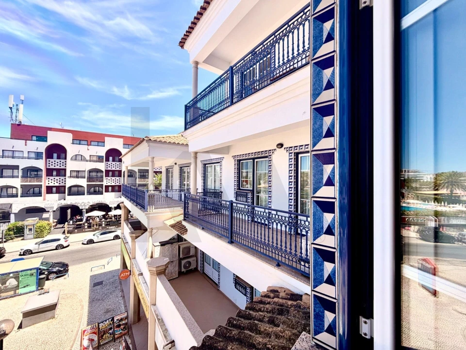 Apartamento T1 para Venda em Albufeira e Olhos de Água Foto 16