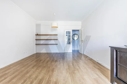 Apartamento T1 para Arrendamento em Barcarena