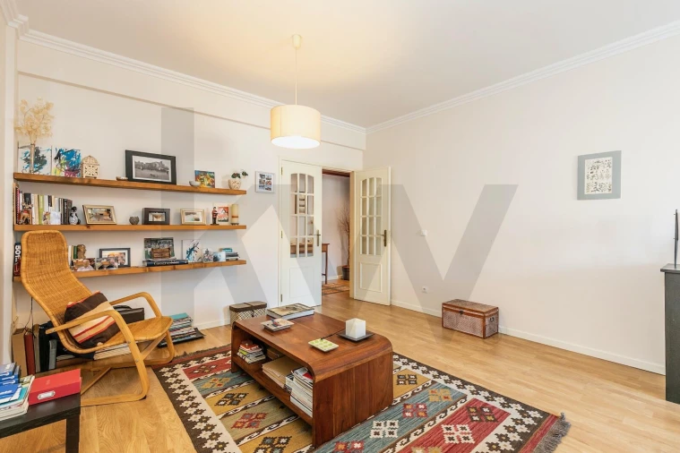Apartamento T1 para Arrendamento em Barcarena Foto 3