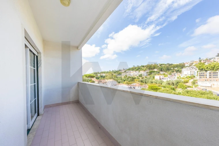 Apartamento T1 para Arrendamento em Barcarena Foto 16