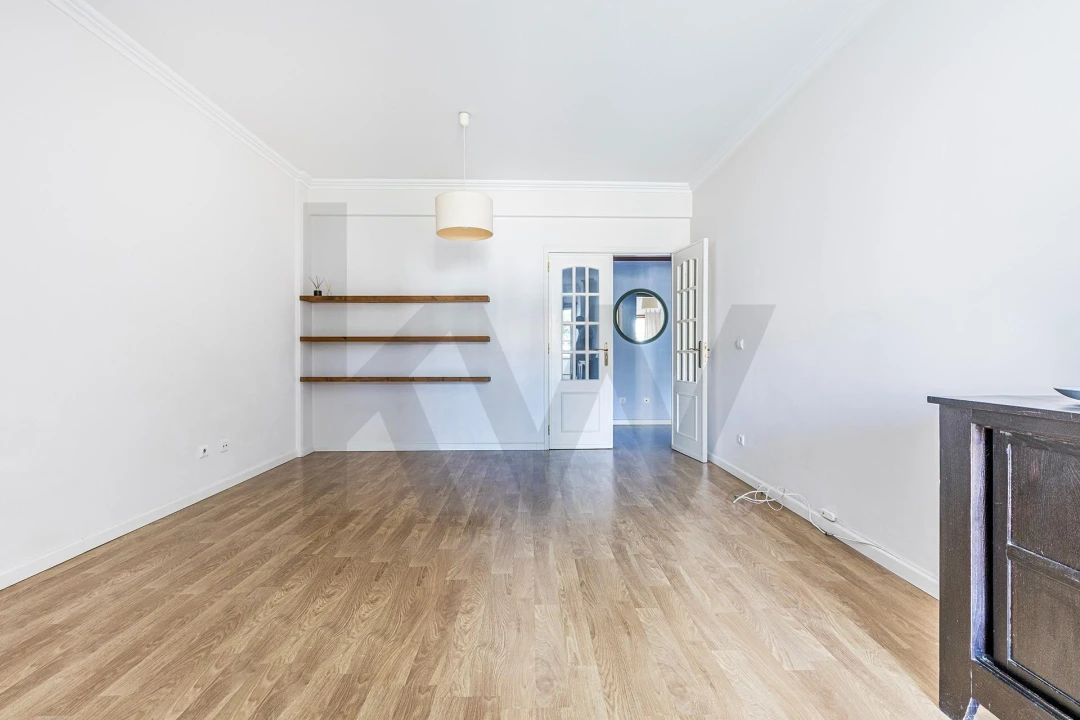 Apartamento T1 para Arrendamento em Barcarena Foto 6