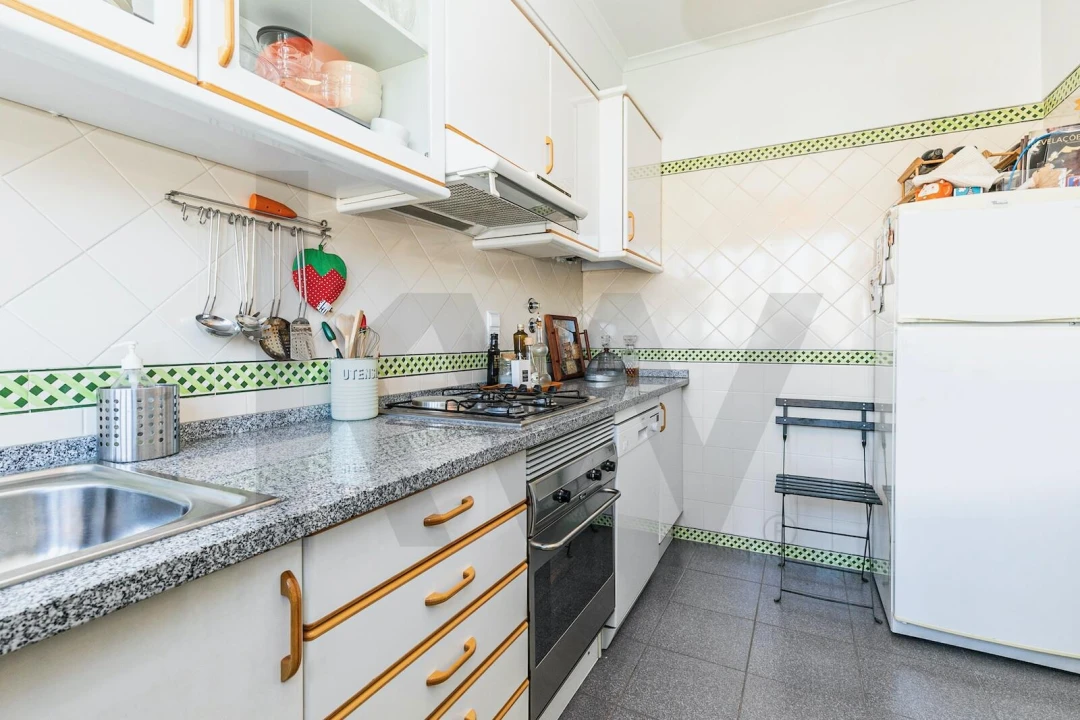 Apartamento T1 para Arrendamento em Barcarena Foto 14