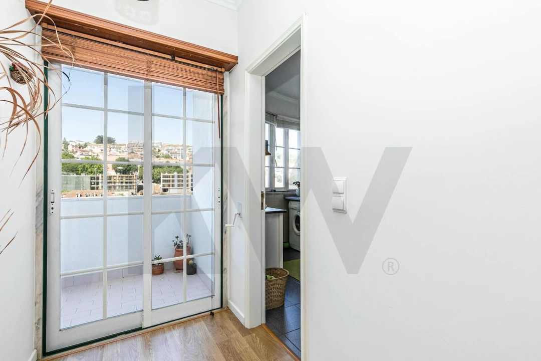 Apartamento T1 para Arrendamento em Barcarena Foto 7