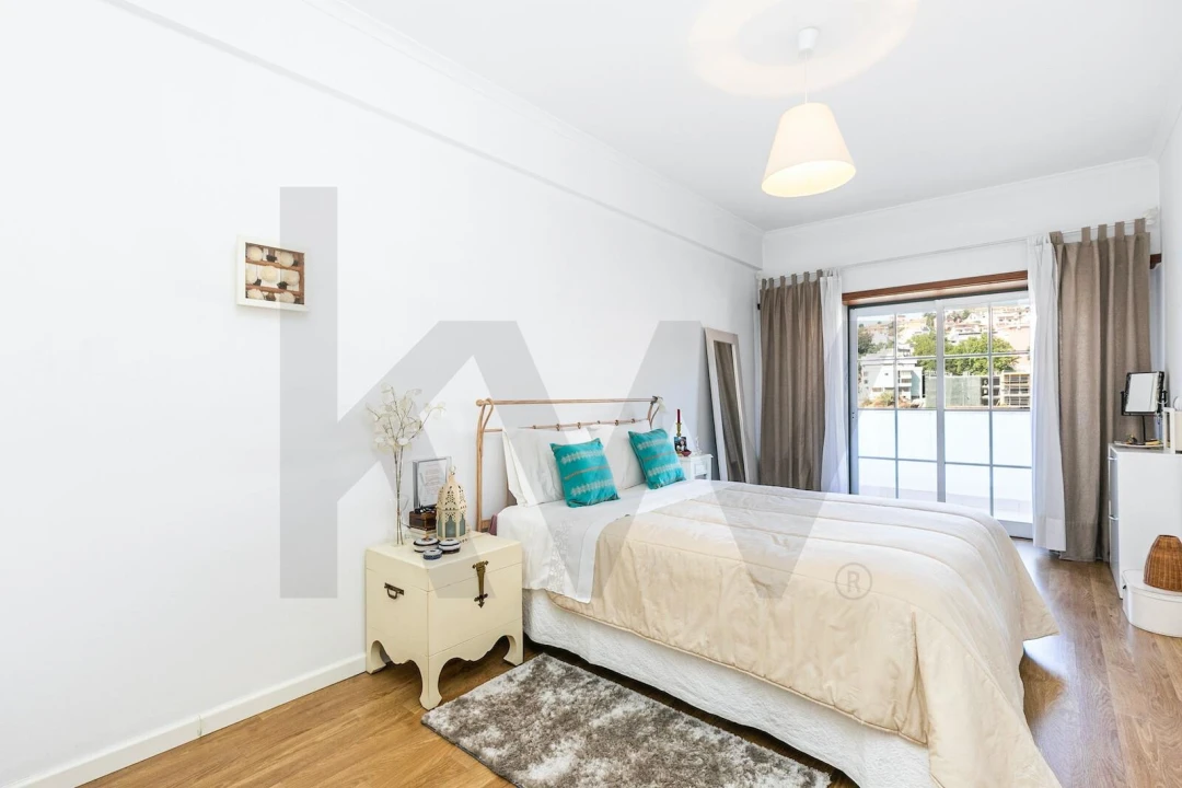 Apartamento T1 para Arrendamento em Barcarena Foto 11