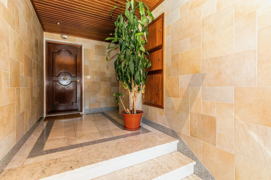 Apartamento T1 para Arrendamento em Barcarena Foto 19