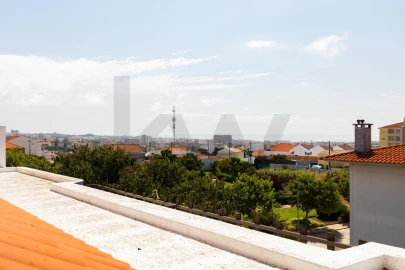 Apartamento T3 para Venda em São Domingos de Rana
