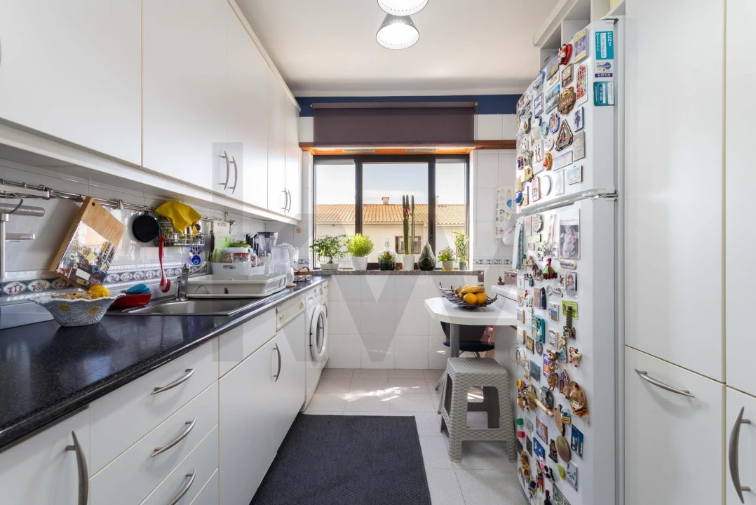 Apartamento T3 para Venda em São Domingos de Rana Foto 7