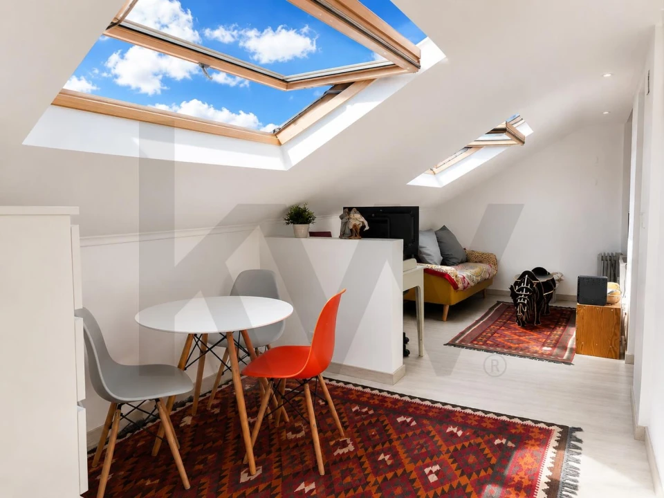 Apartamento T1 para Venda em Avenidas Novas Foto 9