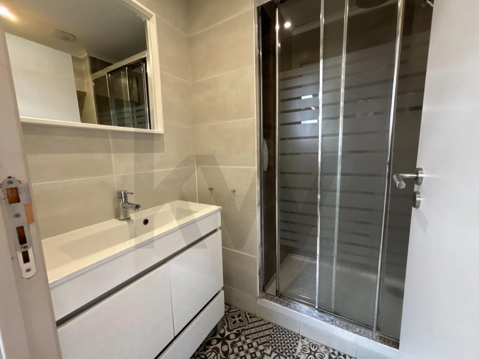 Apartamento T1 para Venda em Avenidas Novas Foto 20