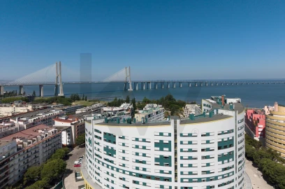 Apartamento T3 para Venda em Parque das Nações