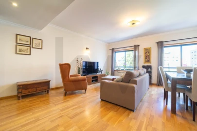 Apartamento T3 para Venda em Parque das Nações