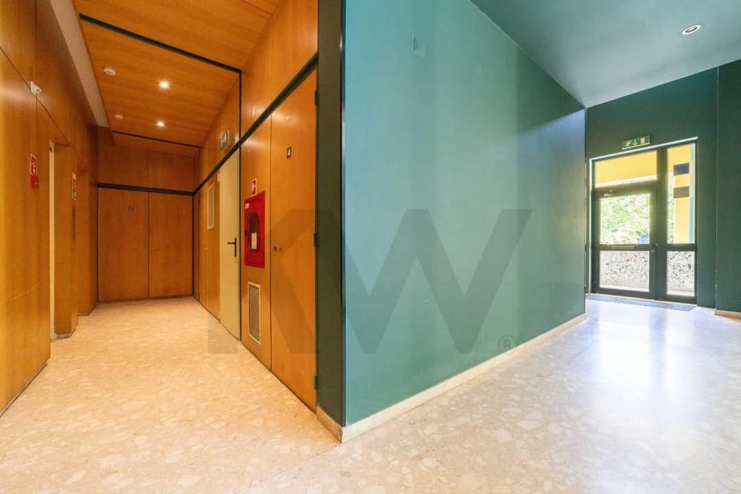 Apartamento T3 para Venda em Parque das Nações Foto 31