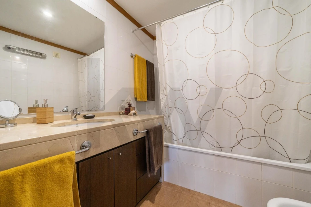 Apartamento T3 para Venda em Parque das Nações Foto 16