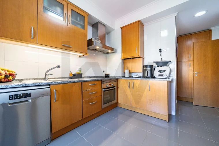 Apartamento T3 para Venda em Parque das Nações Foto 14
