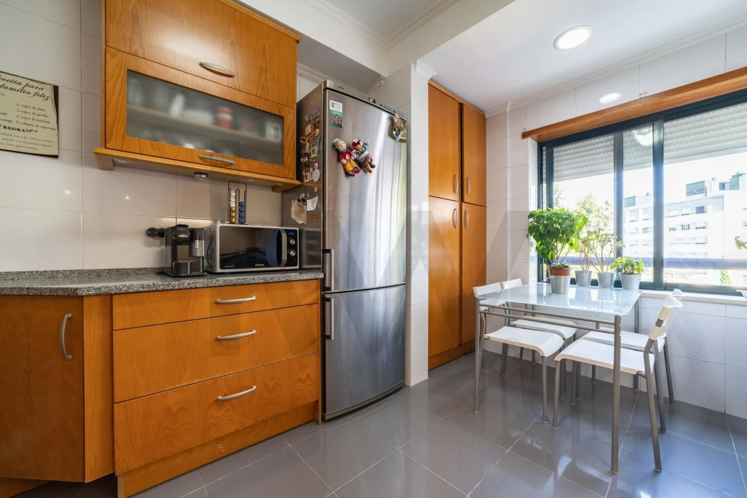 Apartamento T3 para Venda em Parque das Nações Foto 17