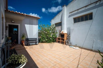 Moradia T3 para Venda em Santa Maria, São Pedro e Matacães