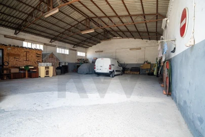 Moradia T3 para Venda em Santa Maria, São Pedro e Matacães