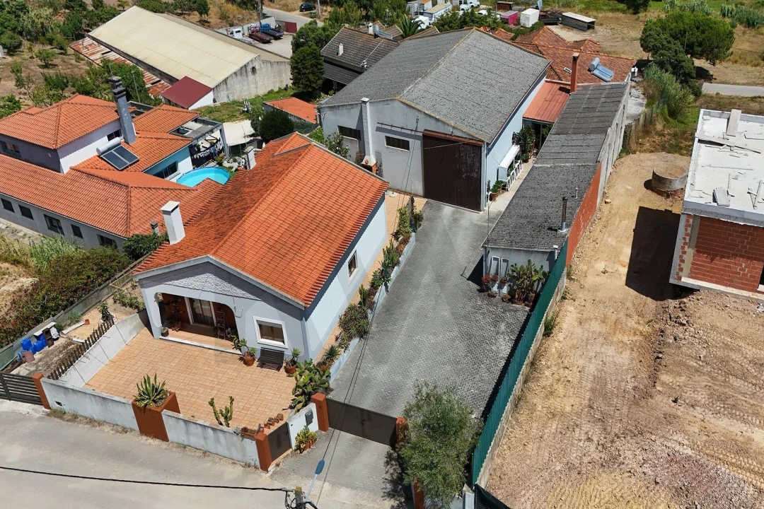 Moradia T3 para Venda em Santa Maria, São Pedro e Matacães Foto 19