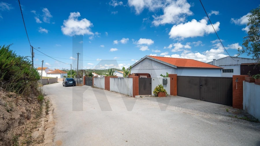 Moradia T3 para Venda em Santa Maria, São Pedro e Matacães