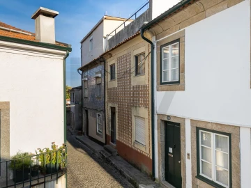 Moradia T5 para Venda em Aldoar, Foz do Douro e Nevogilde