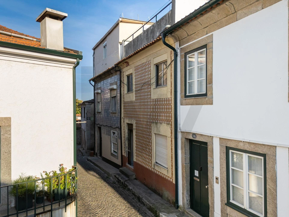 Moradia T5 para Venda em Aldoar, Foz do Douro e Nevogilde Foto 1