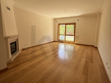 Apartamento T2 para Venda em Venteira