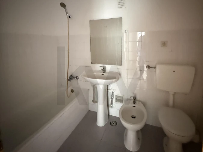 Apartamento T2 para Venda em Mina de Água Foto 9