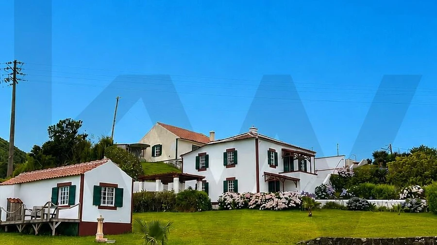 Moradia T2 para Venda em Santo Espirito