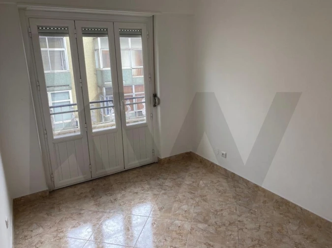 Apartamento T2 para Arrendamento em Estrela Foto 12