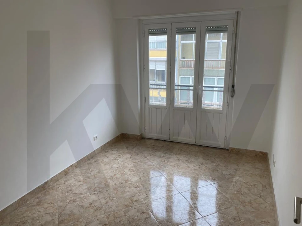Apartamento T2 para Arrendamento em Estrela Foto 11