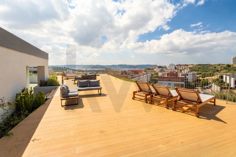 Apartamento T1 para Arrendamento em Algés, Linda-A-Velha e Cruz Quebrada-Dafundo Foto 35
