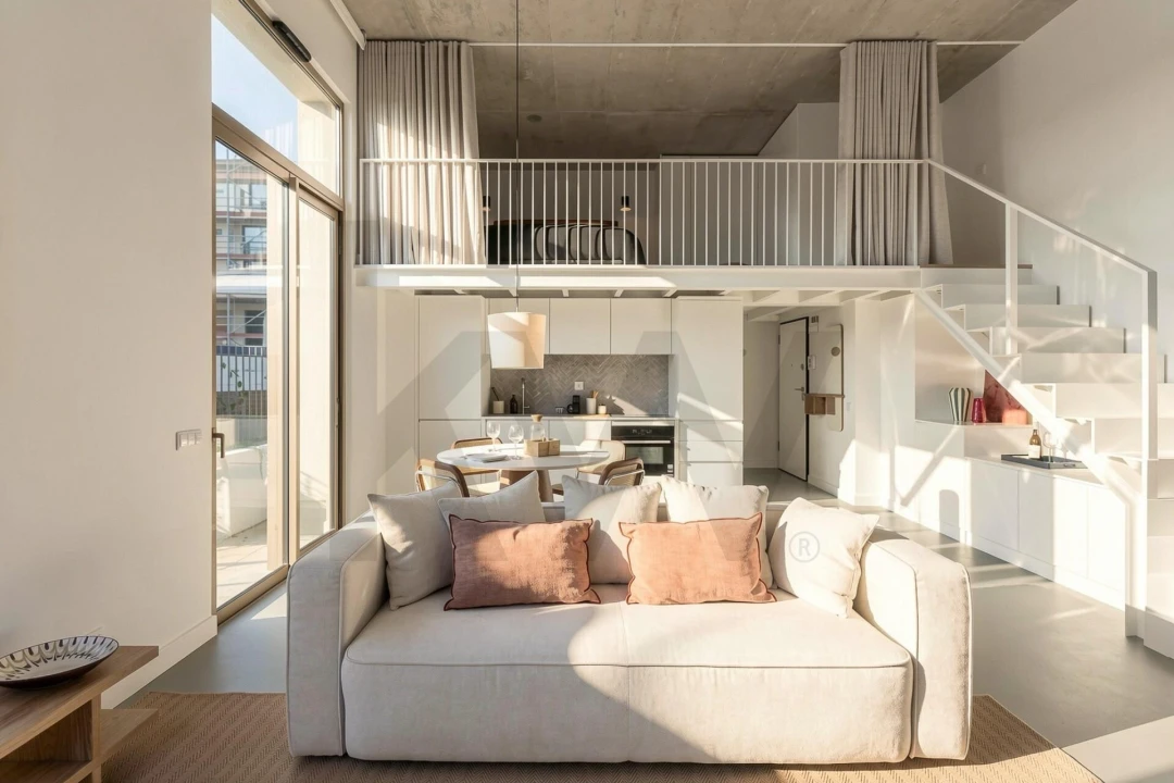 Apartamento T1 para Arrendamento em Algés, Linda-A-Velha e Cruz Quebrada-Dafundo Foto 1