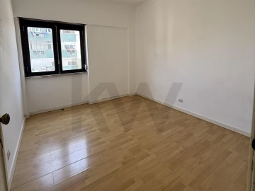 Apartamento T3 para Venda em Mina de Água