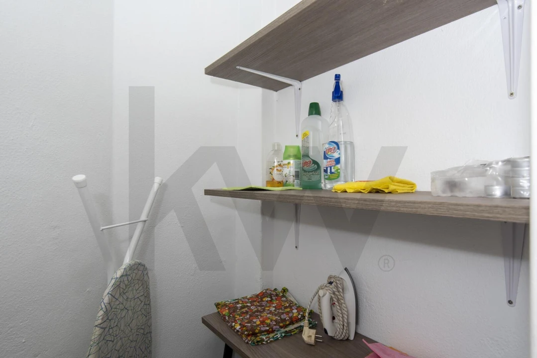 Apartamento T1 para Arrendamento em Carcavelos e Parede Foto 28