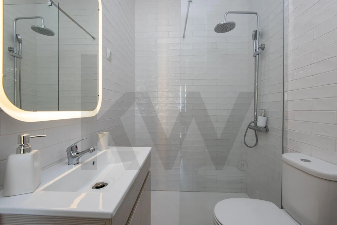 Apartamento T1 para Arrendamento em Carcavelos e Parede Foto 25