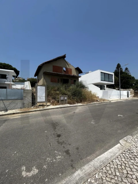 Terreno para Venda em Alcabideche