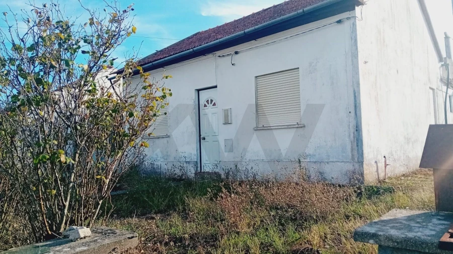 Moradia T3 para Venda em Soure Foto 2