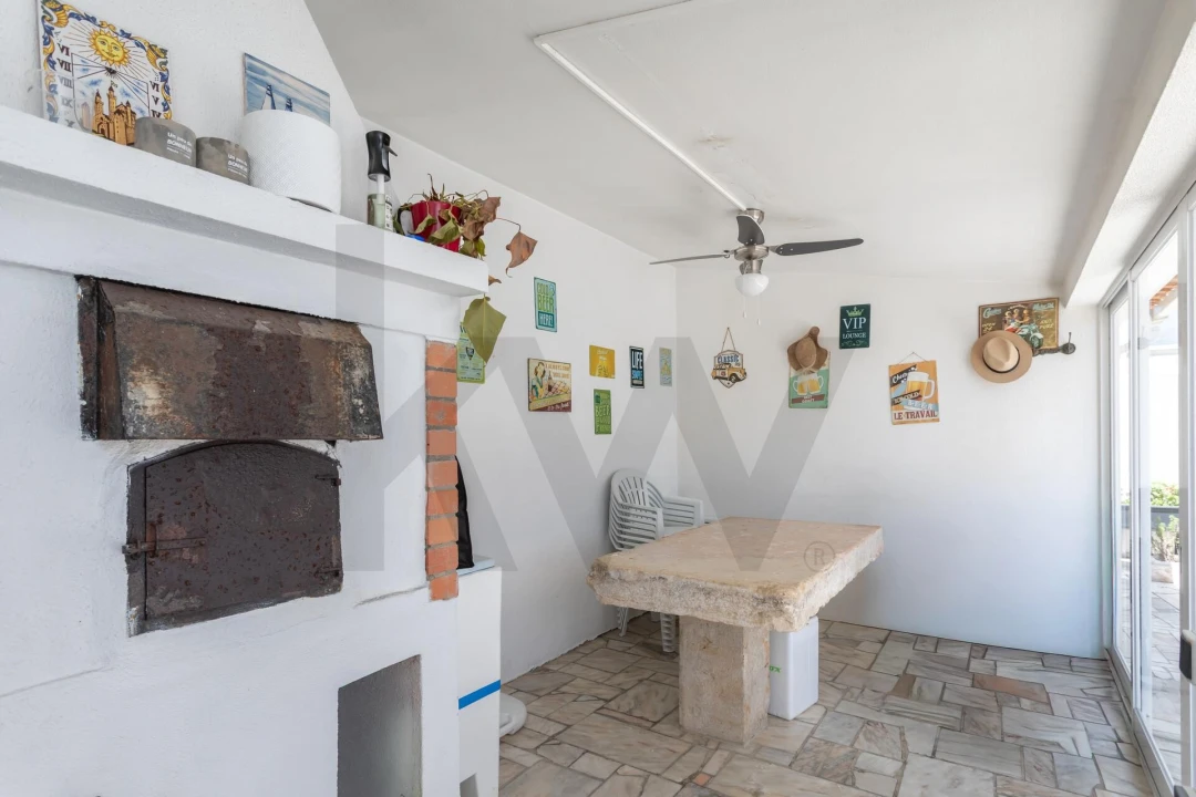 Moradia T4 para Venda em Santa Maria e São Miguel, São Martinho, São Pedro Penaferrim Foto 51