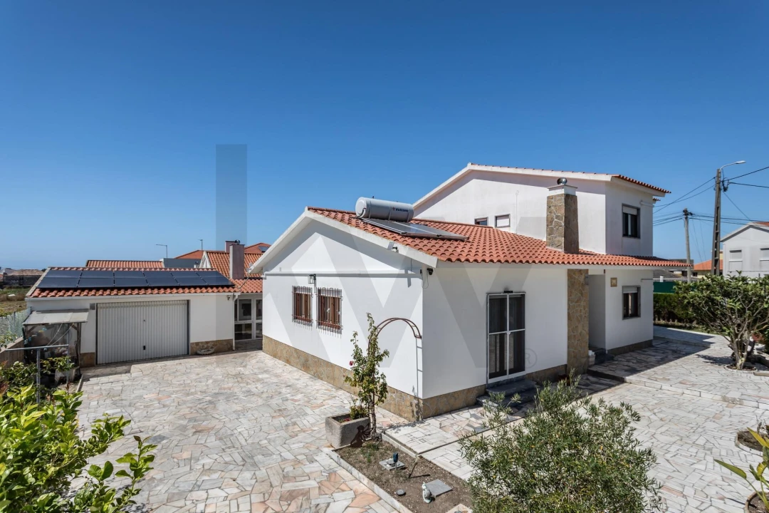 Moradia T4 para Venda em Santa Maria e São Miguel, São Martinho, São Pedro Penaferrim Foto 49