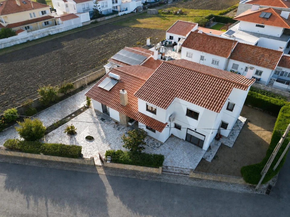 Moradia T4 para Venda em Santa Maria e São Miguel, São Martinho, São Pedro Penaferrim Foto 1
