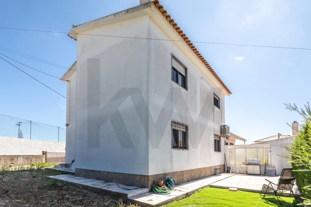 Moradia T4 para Venda em Santa Maria e São Miguel, São Martinho, São Pedro Penaferrim Foto 40