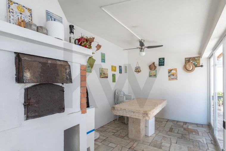 Moradia T4 para Venda em Santa Maria e São Miguel, São Martinho, São Pedro Penaferrim Foto 51