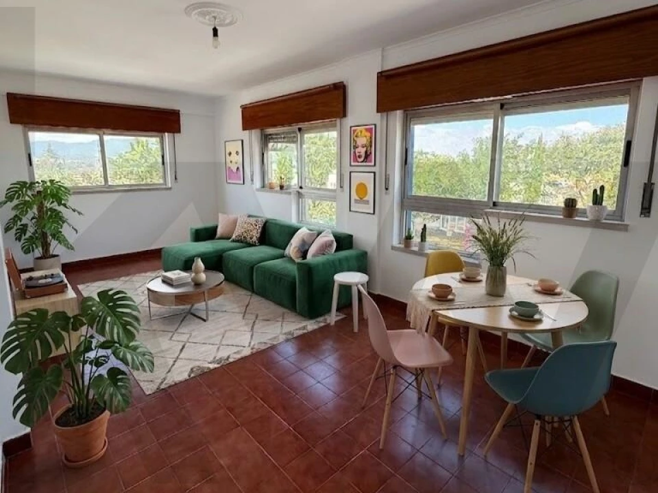 Apartamento T2 para Venda em Alcabideche Foto 3