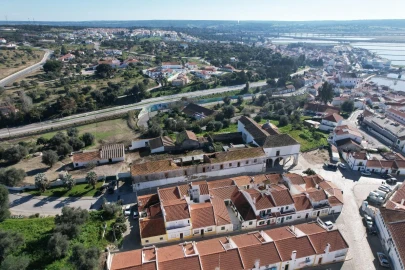 Quinta T5 para Venda em Santa Maria do Castelo e Santiago e Santa Susana