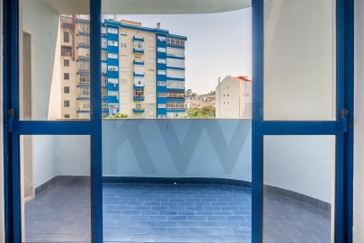 Apartamento T2 para Venda em Loures