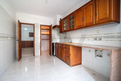 Apartamento T2 para Venda em Loures