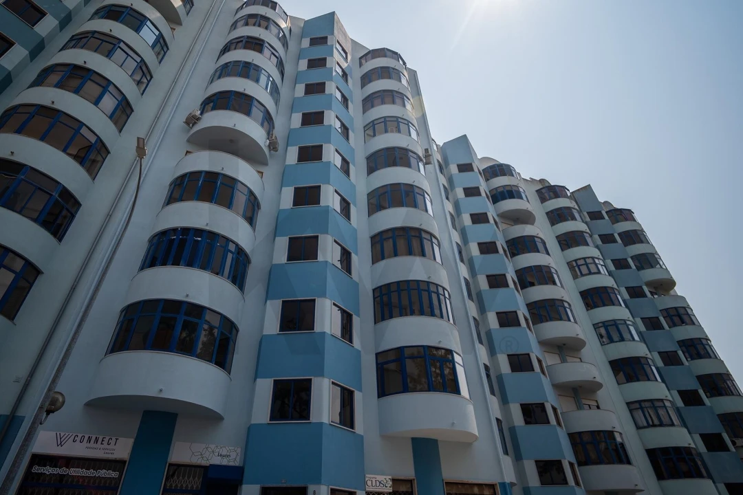 Apartamento T2 para Venda em Loures Foto 2