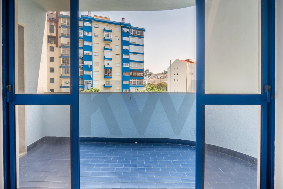 Apartamento T2 para Venda em Loures Foto 14