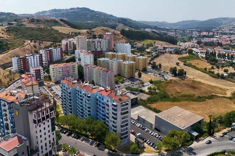Apartamento T2 para Venda em Loures Foto 36